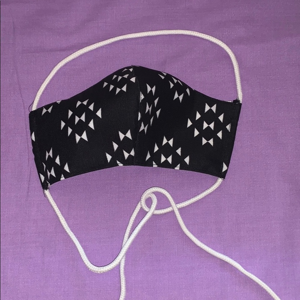 Black & White Mask